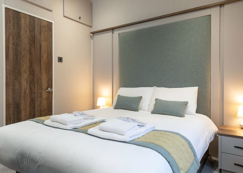 Platinum 2 Lodge with decking - Pentire Coastal Holiday Park, Bude