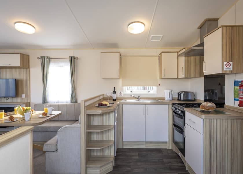 Gold 2 Caravan (Pet) - Pentire Coastal Holiday Park, Bude