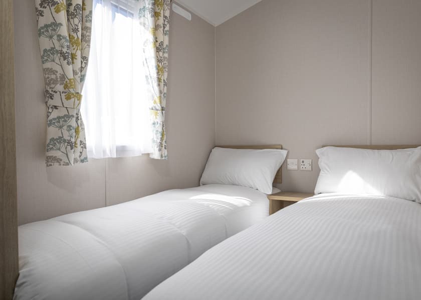 Gold 2 Caravan (Pet) - Pentire Coastal Holiday Park, Bude