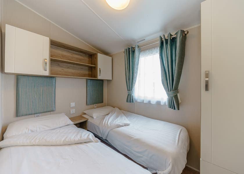 Purn Gold 6 (Pet) - Riverside Holiday Village, Bleadon, Weston-Super-Mare