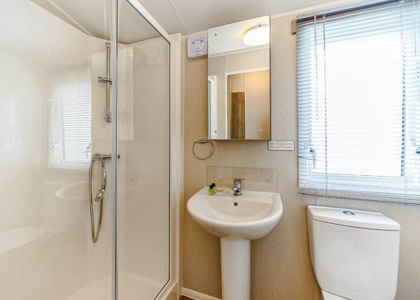 Purn Gold 6 (Pet) - Riverside Holiday Village, Bleadon, Weston-Super-Mare
