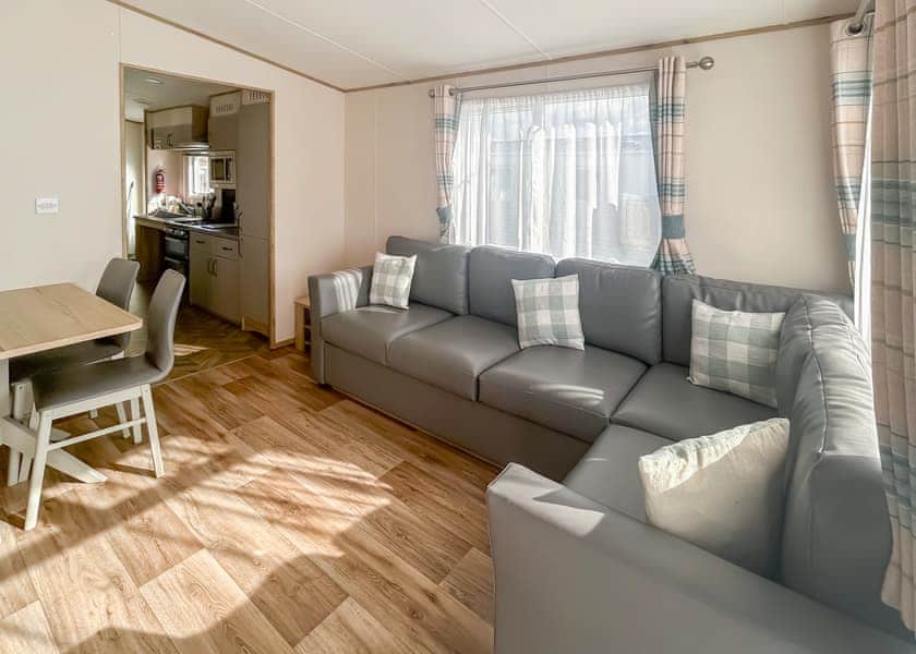 Purn Gold 8 (Pet) - Riverside Holiday Village, Bleadon, Weston-Super-Mare