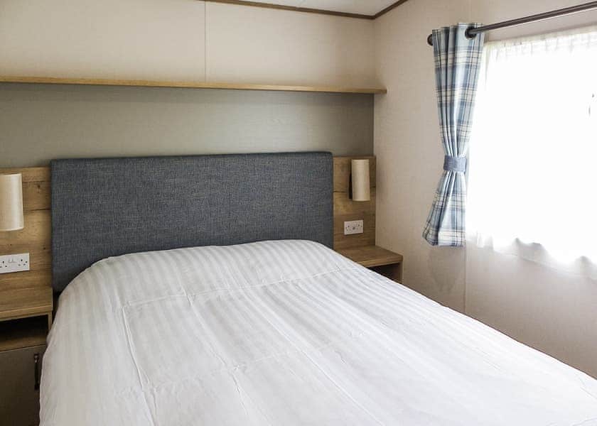 Platinum 2 - Riverside Holiday Village, Bleadon, Weston-Super-Mare