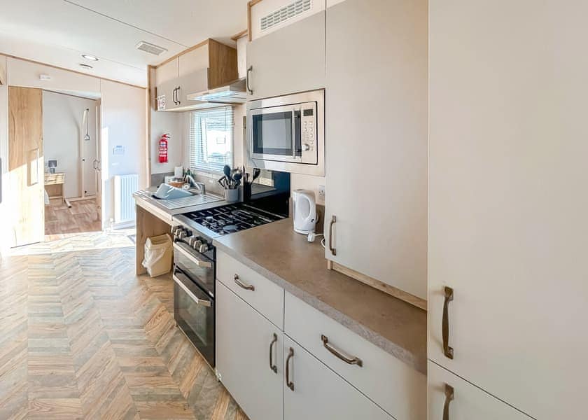 Platinum WF - Riverside Holiday Village, Bleadon, Weston-Super-Mare