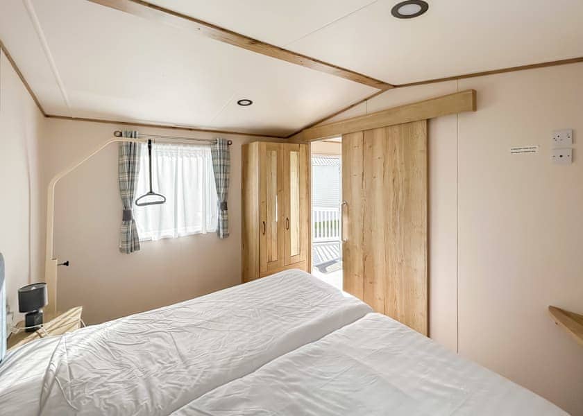 Platinum WF - Riverside Holiday Village, Bleadon, Weston-Super-Mare