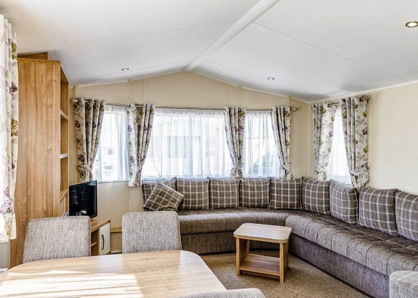 Purn Gold 6 - Riverside Holiday Village, Bleadon, Weston-Super-Mare