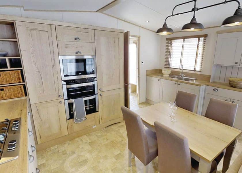 Typical Rockland | Breydon Water, Burgh Castle, Nr Gt Yarmouth