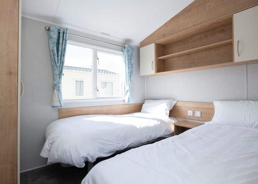 Typical Beccles | Beccles - Breydon Water, Burgh Castle, Nr Gt Yarmouth
