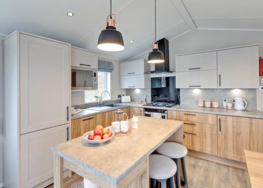 Autograph Junior Lodge 3 Bed with Hot Tub Pet - Percy Wood Country Park, Morpeth