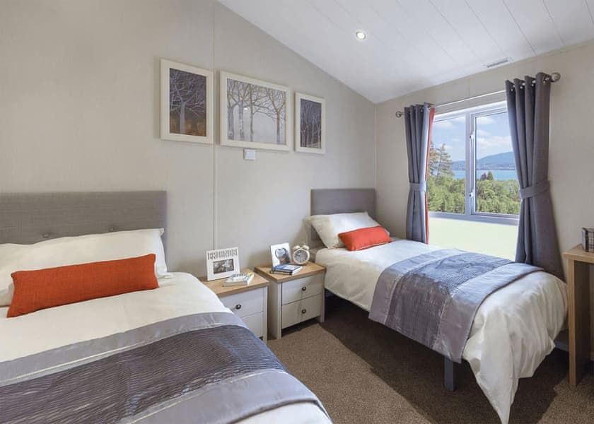 Luxury Willow Lodge (Sleeps 4, Dog Friendly) - Queensberry Bay Holiday Park, Annan, Dumfries & Galloway