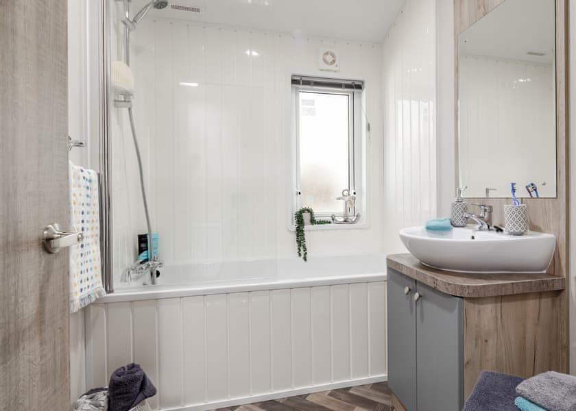 Luxury Willow Lodge (Sleeps 4) - Queensberry Bay Holiday Park, Annan, Dumfries & Galloway