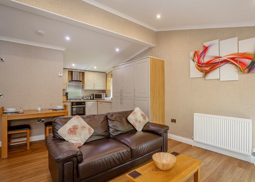 Fox Cub - Quarry Walk Lodges, Freehay, Cheadle