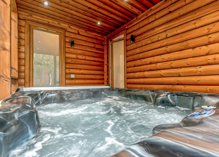 Dove Lodge - Quarry Walk Lodges, Freehay, Cheadle