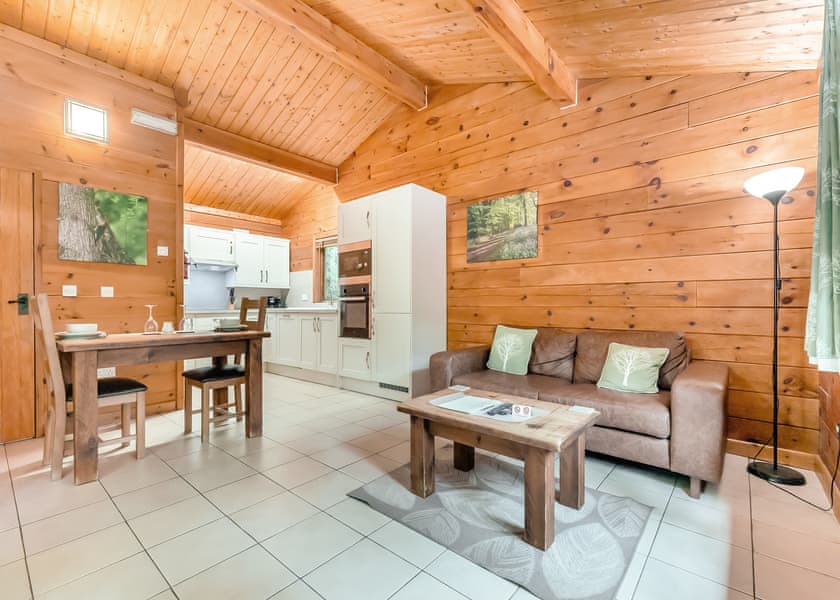 Woodpecker Log Cabin 2 (Pet) - Quarry Walk Lodges, Freehay, Cheadle