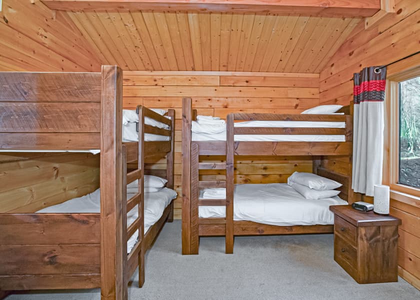 Badger Log Cabin 6 (Pet) - Quarry Walk Lodges, Freehay, Cheadle