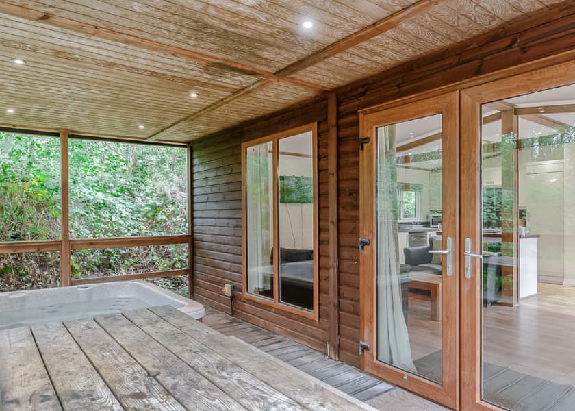 Fox Lodge 4 (Pet) - Quarry Walk Lodges, Freehay, Cheadle