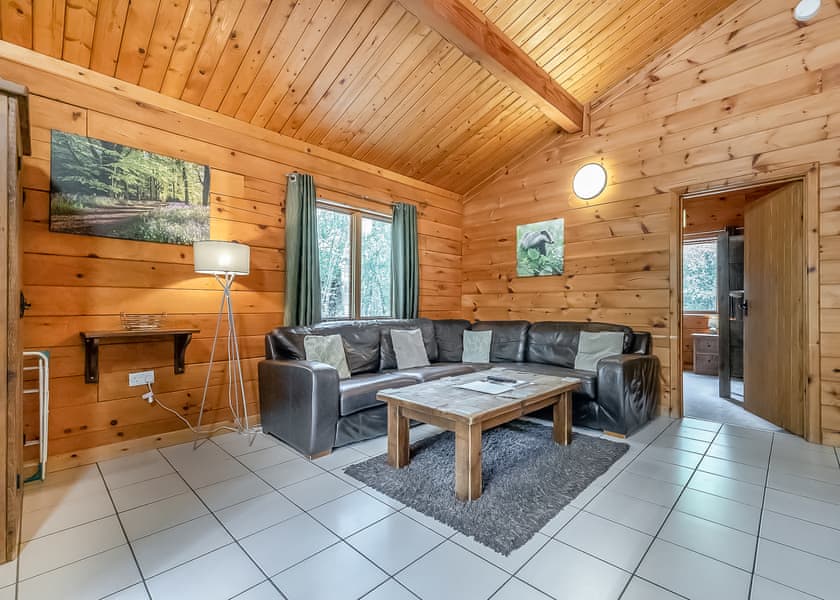 Badger Log Cabin 6 - Quarry Walk Lodges, Freehay, Cheadle