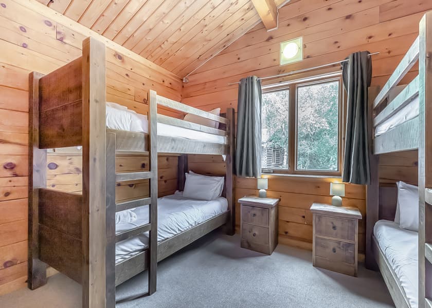 Badger Log Cabin 6 - Quarry Walk Lodges, Freehay, Cheadle