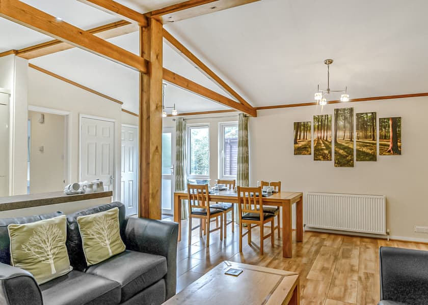 Fox Lodge 4 - Quarry Walk Lodges, Freehay, Cheadle