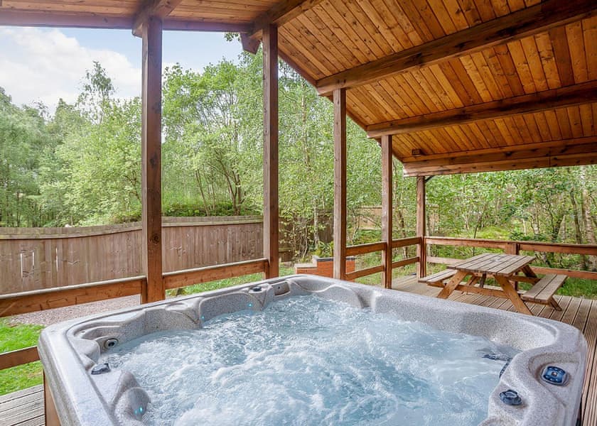 Badger Plus 6 - Quarry Walk Lodges, Freehay, Cheadle