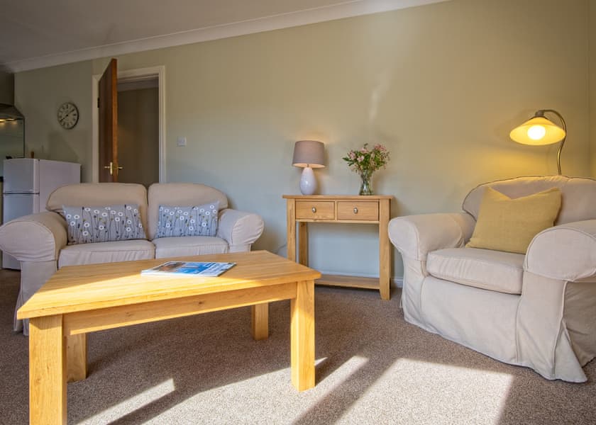 Walled Garden Lodge - Queenshill Lodges, Castle Douglas, Kirkcudbrightshire