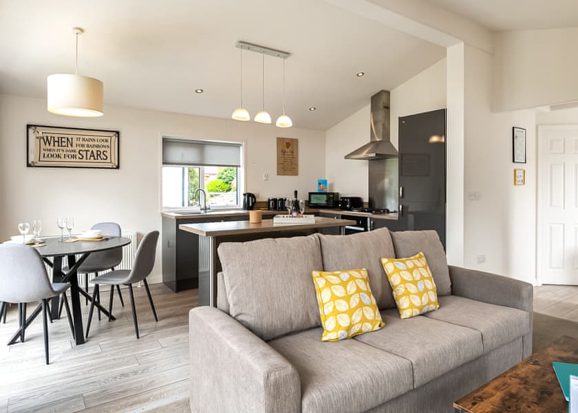 Spa Soleil - Raywell Hall Country Lodges, Raywell, Beverley