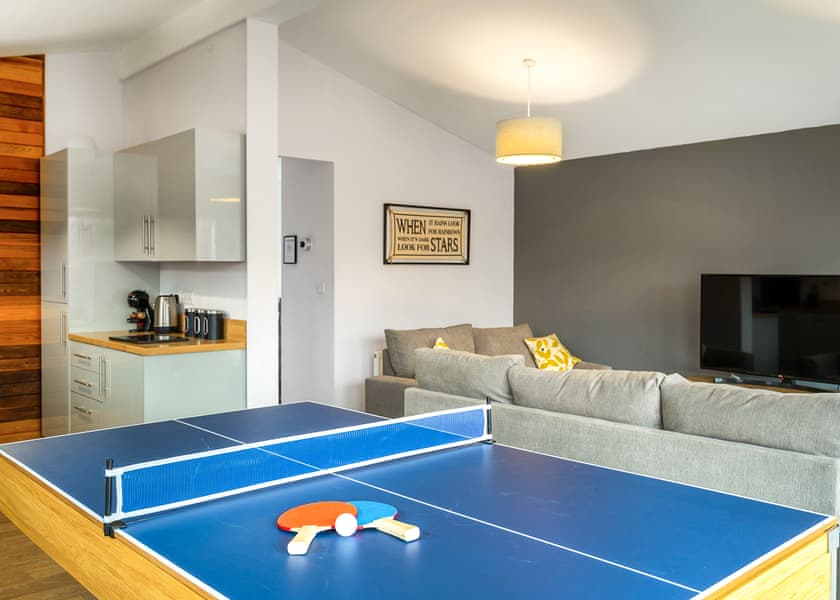 Spa Radiance (EV charger) - Raywell Hall Country Lodges, Raywell, Beverley