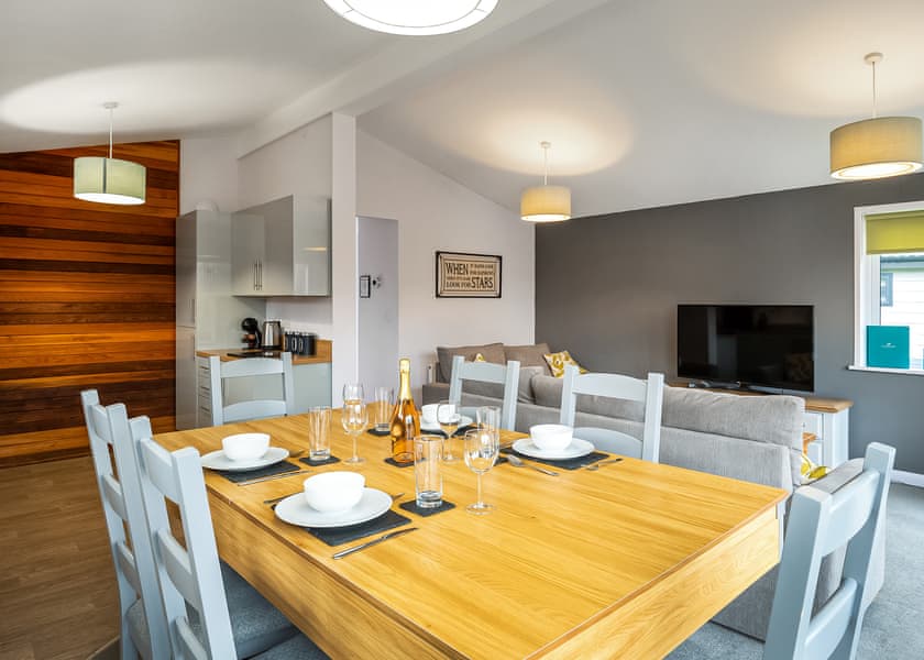 Spa Radiance (EV charger) - Raywell Hall Country Lodges, Raywell, Beverley