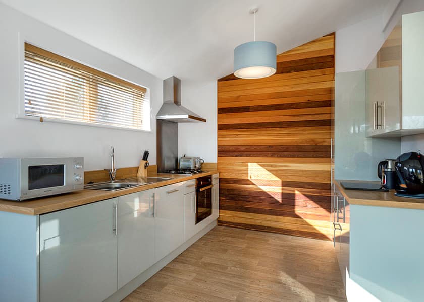 Spa Radiance (EV charger) - Raywell Hall Country Lodges, Raywell, Beverley