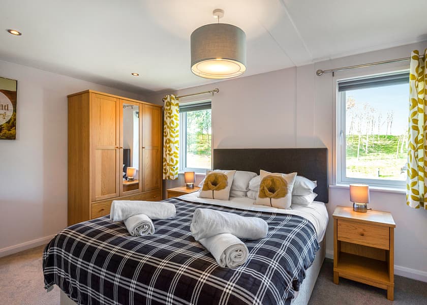 Spa Radiance (EV charger) - Raywell Hall Country Lodges, Raywell, Beverley