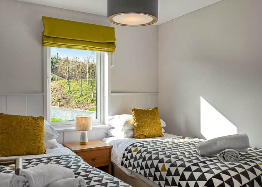 Spa Radiance (EV charger) - Raywell Hall Country Lodges, Raywell, Beverley