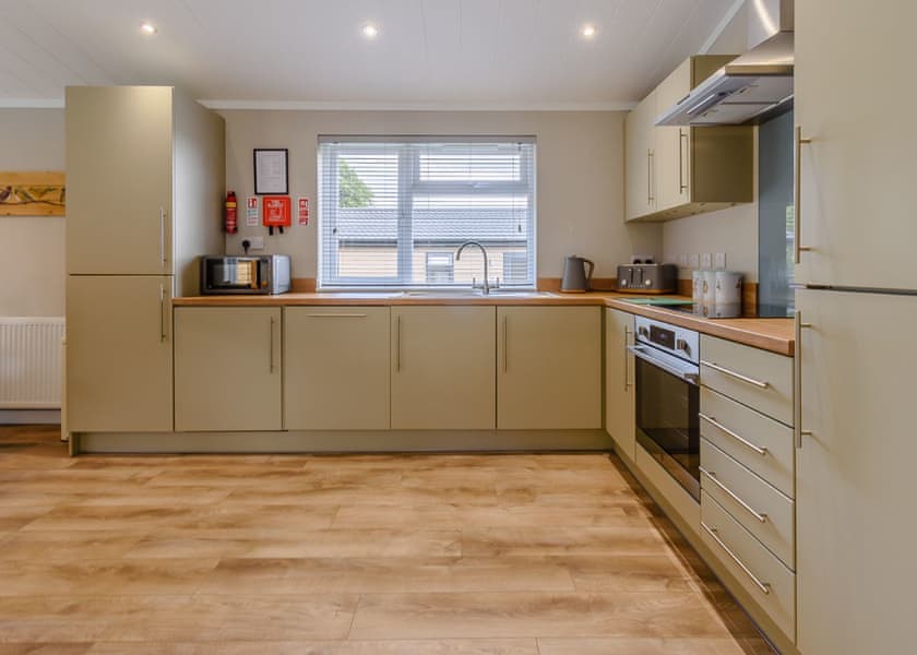 Woodside Spa - Raywell Hall Country Lodges, Raywell, Beverley