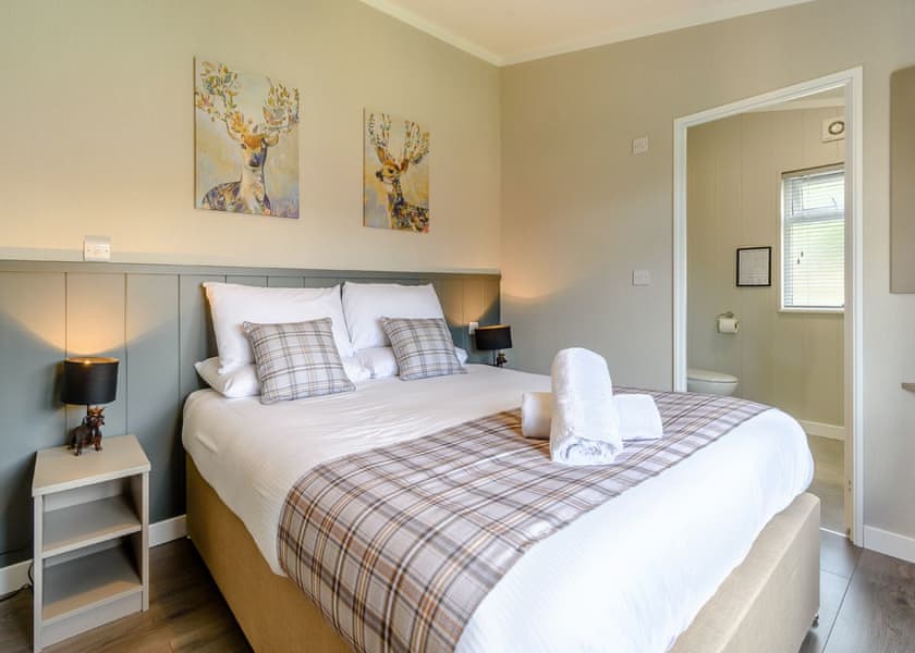 Spa Jubilation (Pet Garden) - Raywell Hall Country Lodges, Raywell, Beverley