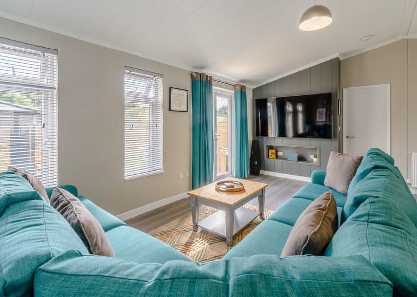 Spa Utopia - Raywell Hall Country Lodges, Raywell, Beverley