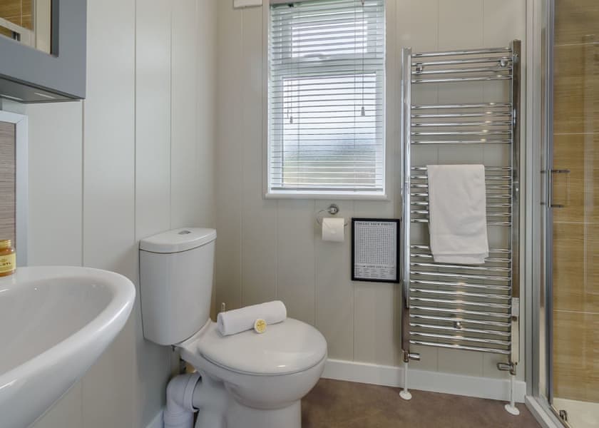 Spa Utopia - Raywell Hall Country Lodges, Raywell, Beverley