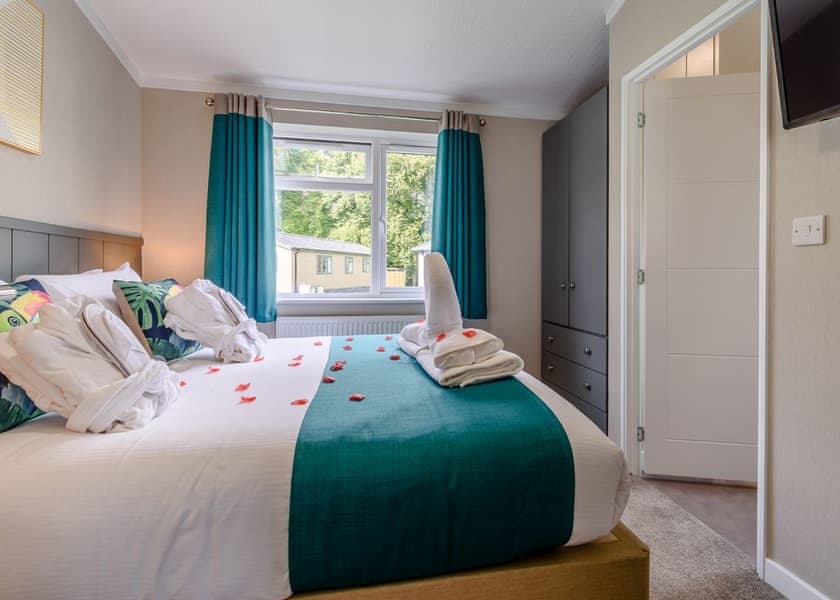 Spa Utopia - Raywell Hall Country Lodges, Raywell, Beverley