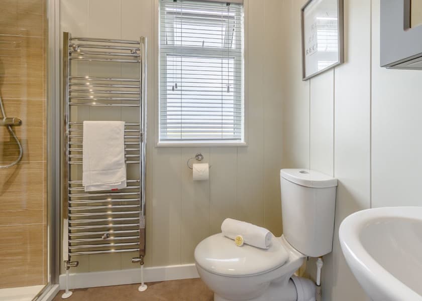 Spa Utopia - Raywell Hall Country Lodges, Raywell, Beverley