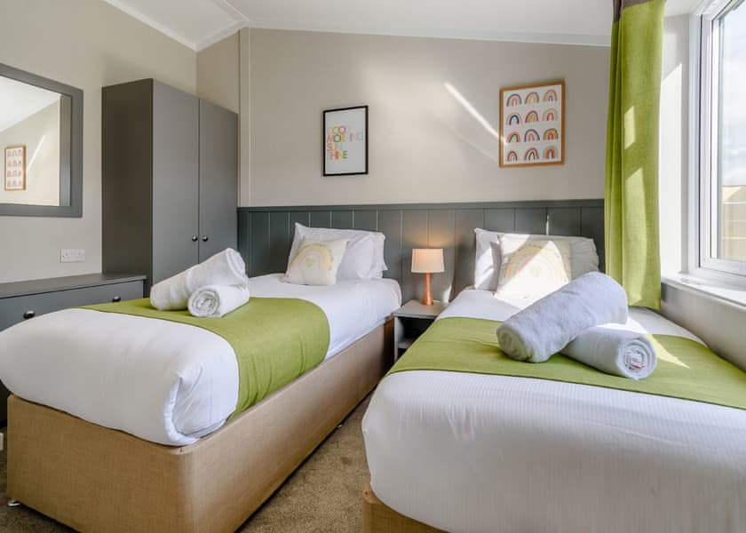 Spa Utopia - Raywell Hall Country Lodges, Raywell, Beverley