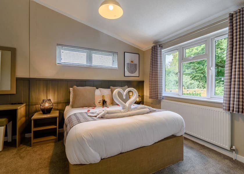 Spa Ovation - Raywell Hall Country Lodges, Raywell, Beverley