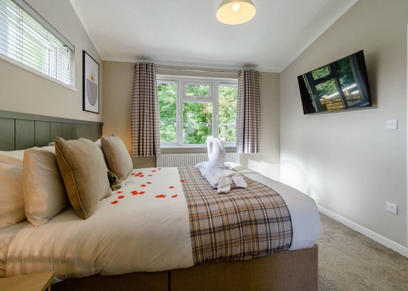 Spa Ovation - Raywell Hall Country Lodges, Raywell, Beverley