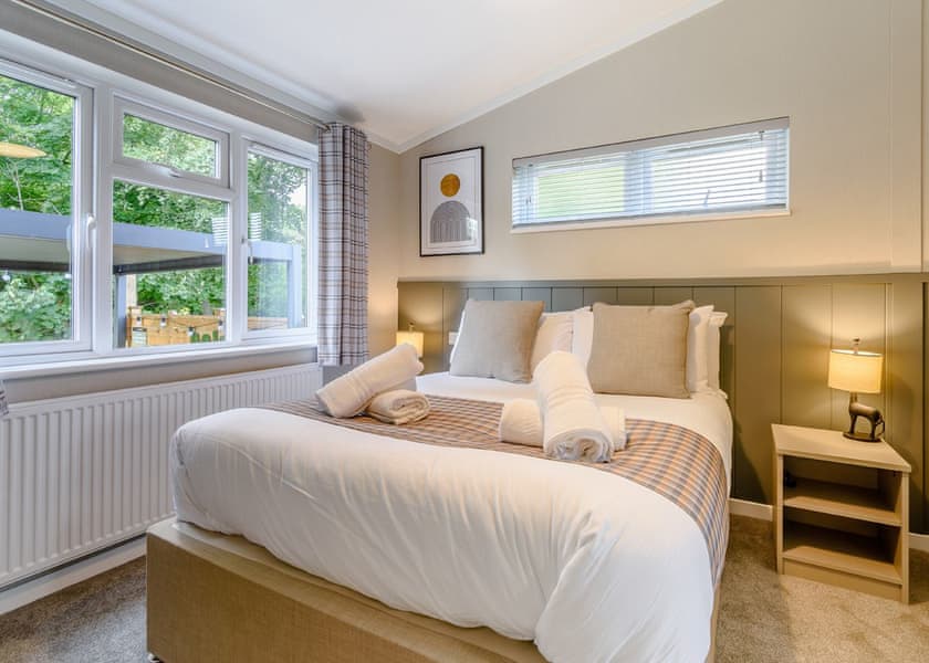 Spa Ovation - Raywell Hall Country Lodges, Raywell, Beverley