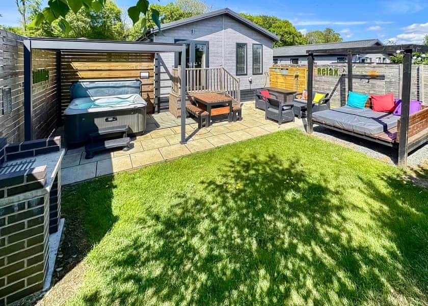 Spa Driftaway - Raywell Hall Country Lodges, Raywell, Beverley
