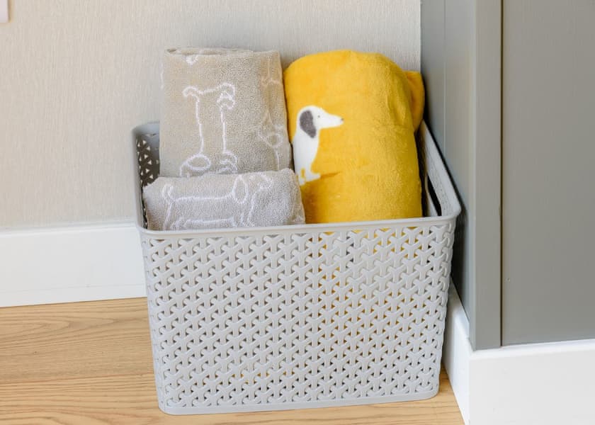 Wolds View Spa (Pet Garden) - Raywell Hall Country Lodges, Raywell, Beverley