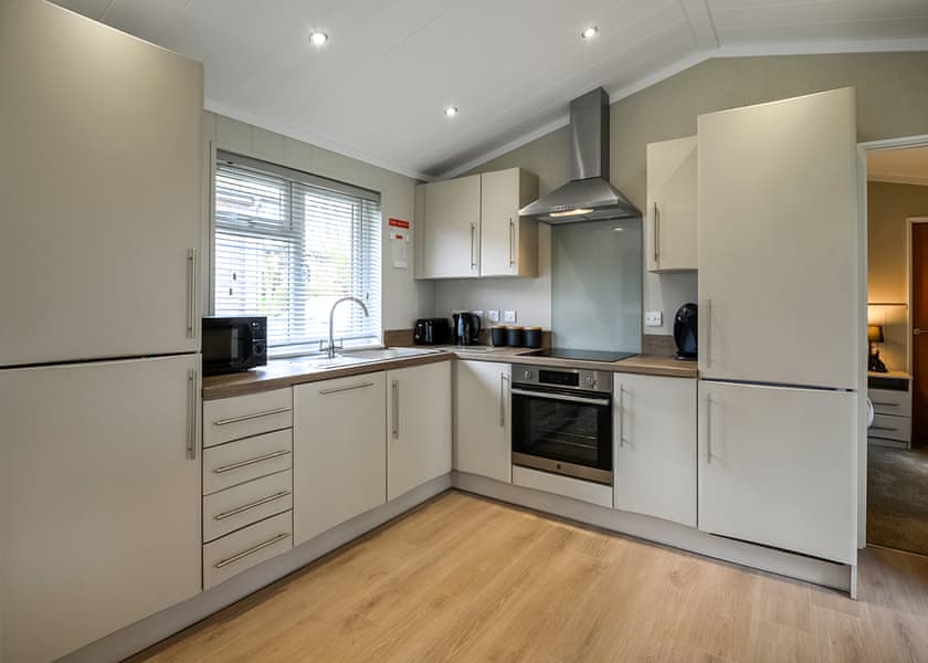 Springwood Spa - Raywell Hall Country Lodges, Raywell, Beverley