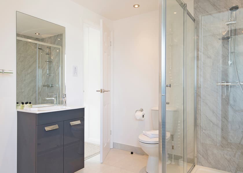 Spa Enchant - Raywell Hall Country Lodges, Raywell, Beverley