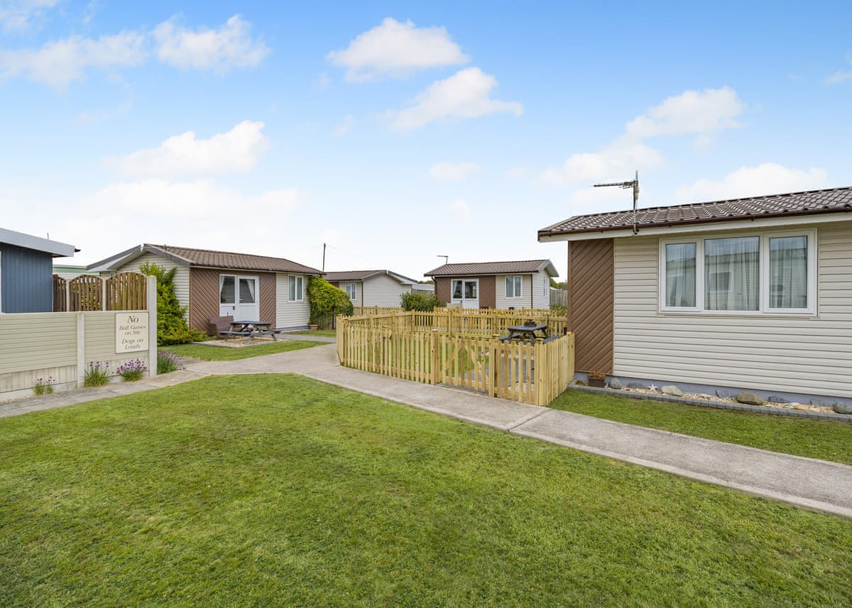 Ravenna Holiday Park - Holiday lodge in Central England - Image 2