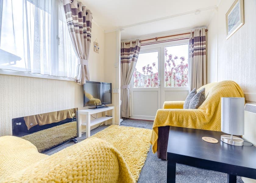 Chalet 2 - Ravenna Holiday Park, Anderby Creek, Mablethorpe
