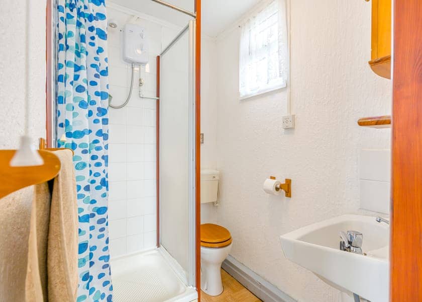 Chalet 4 - Ravenna Holiday Park, Anderby Creek, Mablethorpe