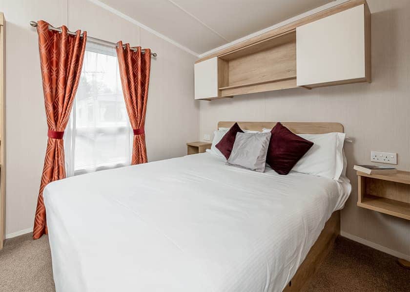Stratford Caravan (Pet) - Riverside Park, Stratford-upon-Avon