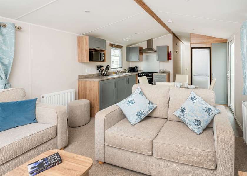 Shakespeare Caravan (Pet) - Riverside Park, Stratford-upon-Avon
